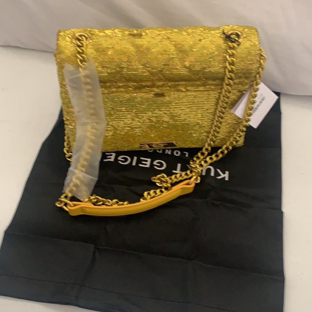 KURT GEIGER LONDON KENSINGTON SEQUINS CROSSBODY - Picture 11 of 16